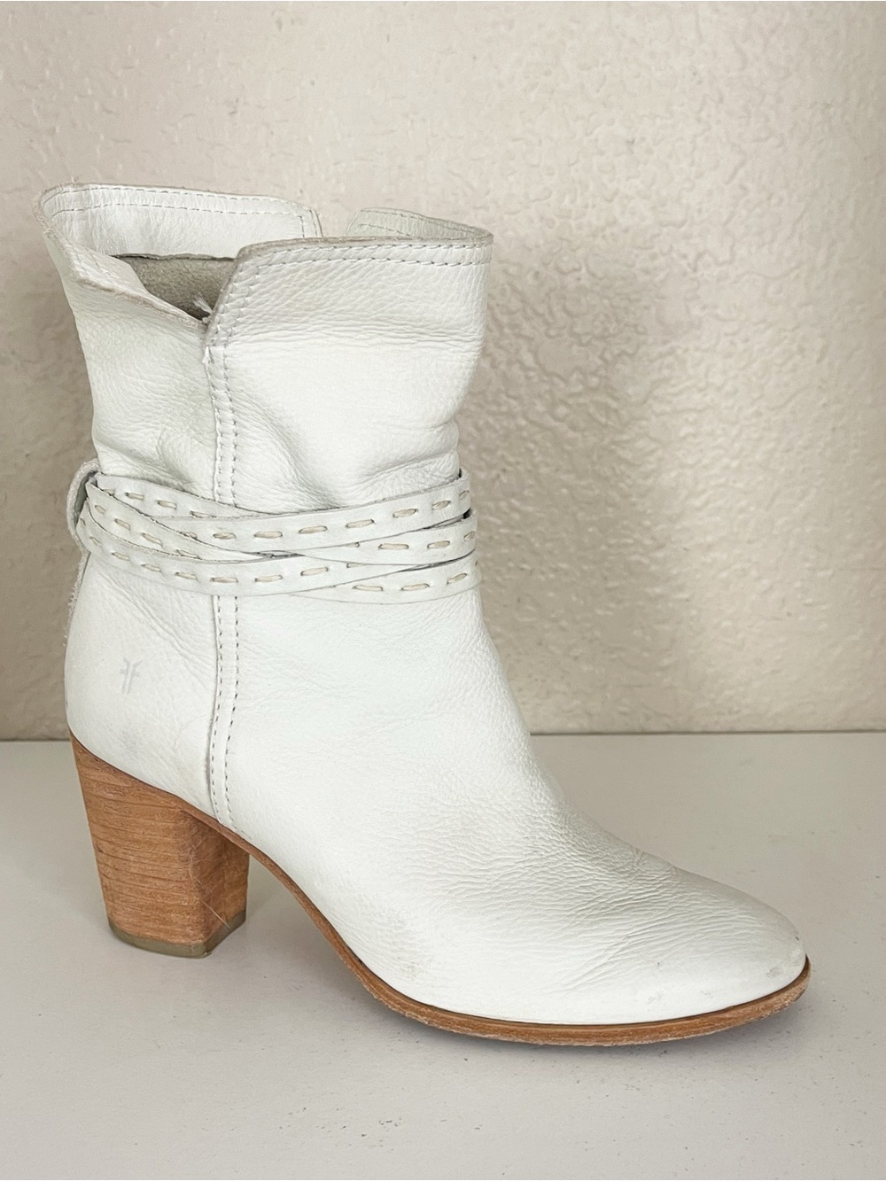 Frye Naomi Pickstitch white leather ankle boots 6 - Picture 7 of 14